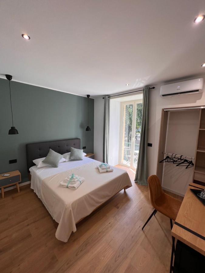 Hotel Relais Cavour Napoli Esterno foto