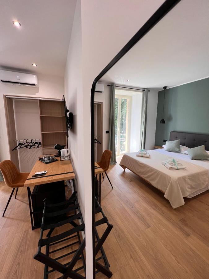 Hotel Relais Cavour Napoli Esterno foto